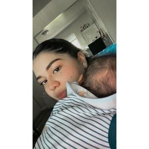 Meet your Posher, Zohya